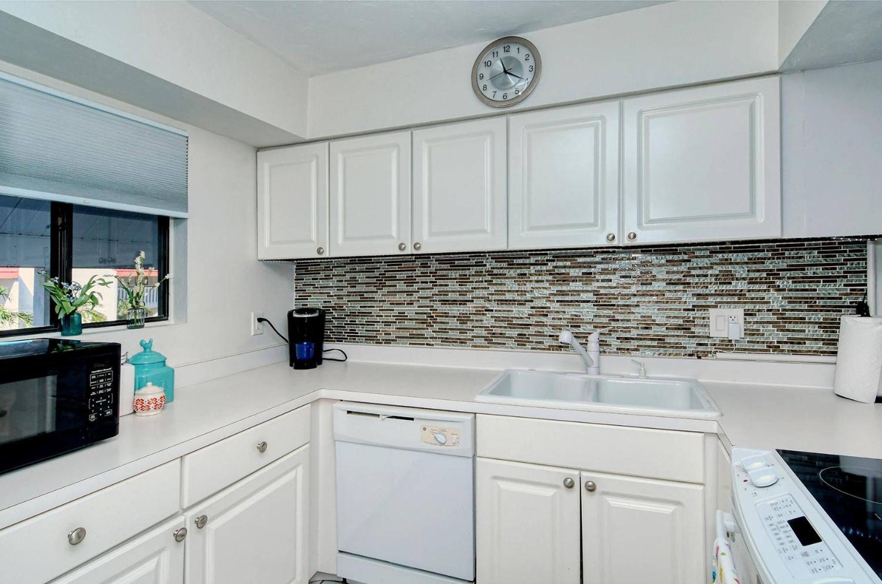 Sea La Vie By Skyrun Anna Maria Apartment Bradenton Beach Exterior photo